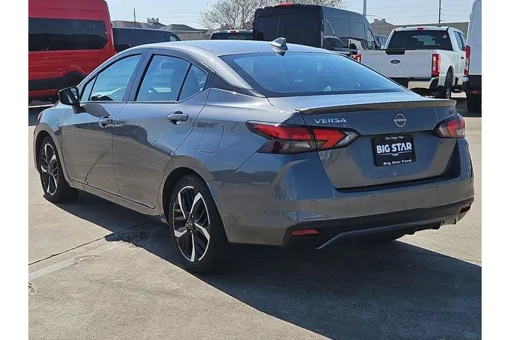 $17147 : Nissan Versa 2024 SR 4dr Sed image 5