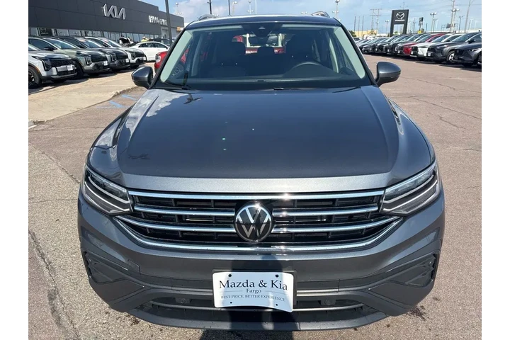 $29998 : 2024 Tiguan 2.0T SE image 2