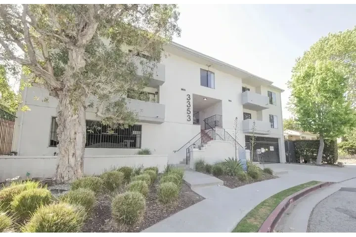 $1450 : 1 Bed 1 Bath Apt in Lynwood image 1
