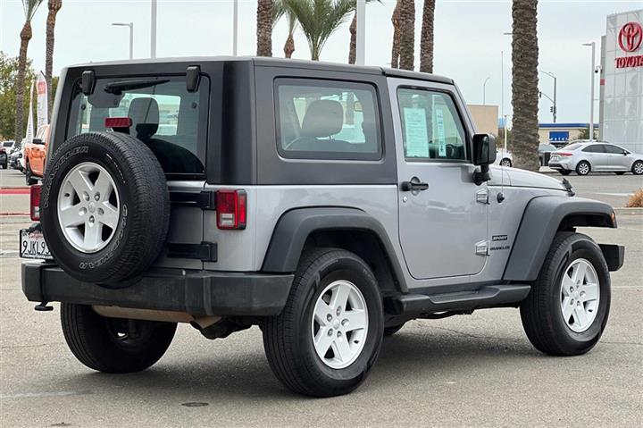 $20200 : Wrangler Sport image 5