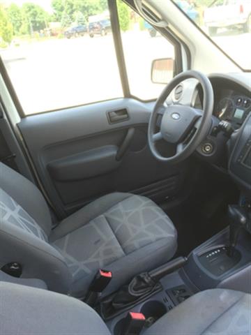 $6000 : 2010 FORD TRANSIT XLT CONNECT image 4