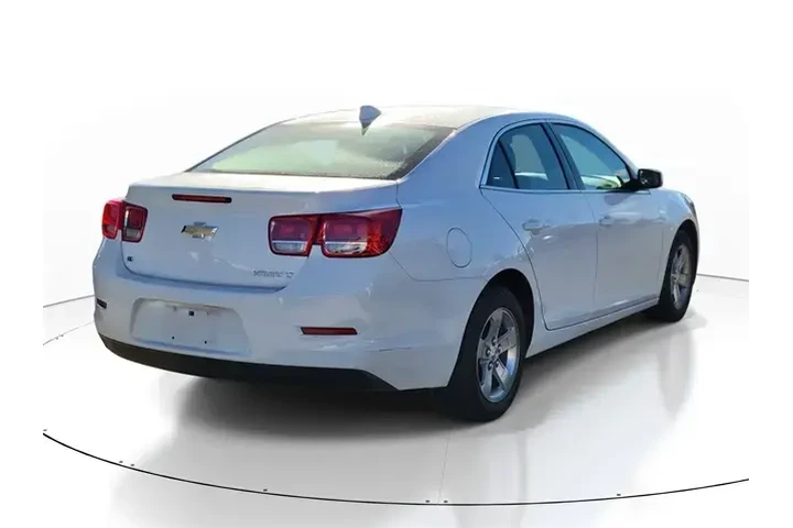 $8991 : Chevrolet Malibu Limited 201 image 4