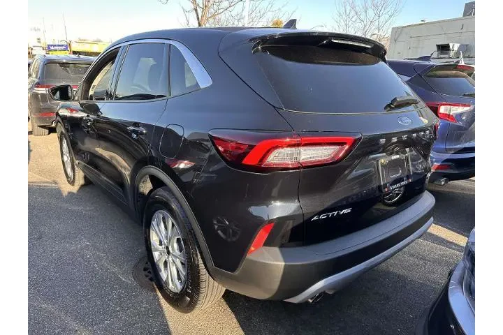 $24990 : Ford Escape 2023 AWD Active image 3