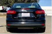 $8995 : Ford Focus 2018 SE 4dr Sedan thumbnail
