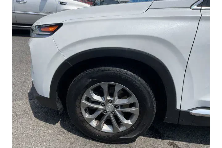 Hyundai SANTA FE 2020 AWD SE image 9