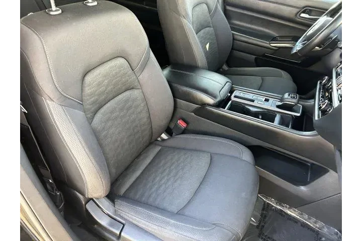 $23876 : Nissan Pathfinder 2022 SV 4d image 10