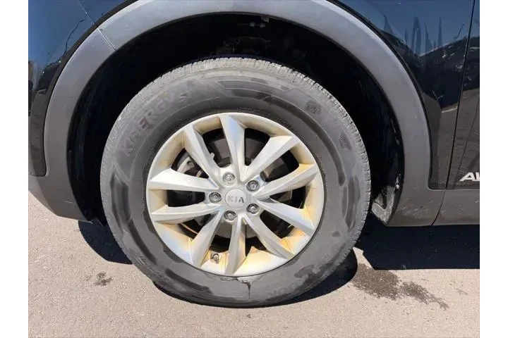 $12000 : Kia Sorento 2017 AWD LX 4dr image 10