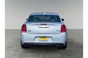 $33089 : Chrysler 300 2023 S V6 4dr S thumbnail