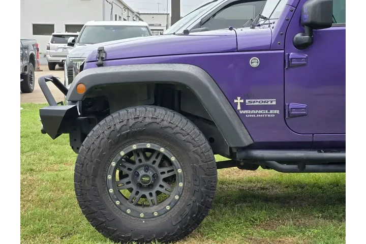 $19399 : Jeep Wrangler Unlimited 2017 image 9