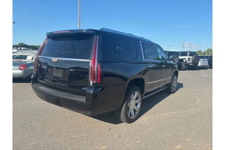 $29992 : Cadillac Escalade ESV 2017 4 image 4
