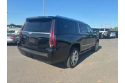 $29992 : Cadillac Escalade ESV 2017 4 thumbnail