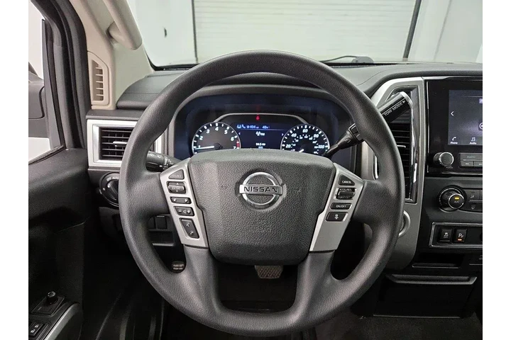 $30998 : Nissan Titan 2021 4x2 S 4dr image 10