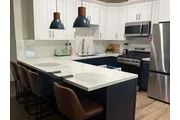 Welcome to 122 E Brookdale Pl en Orange County