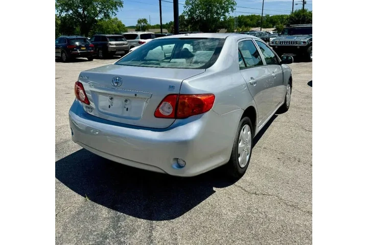 $5900 : 2010 Corolla LE image 8