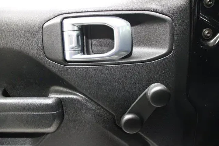 $29981 : Jeep Wrangler Unlimited 2021 image 7