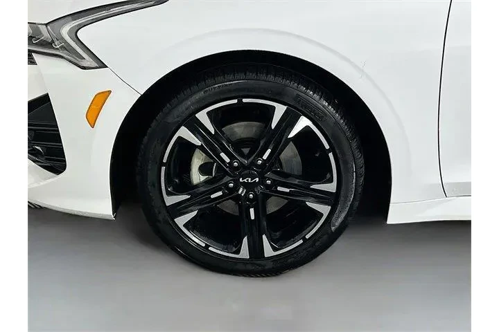 $27975 : Kia K5 2024 GT-Line 4dr Seda image 10