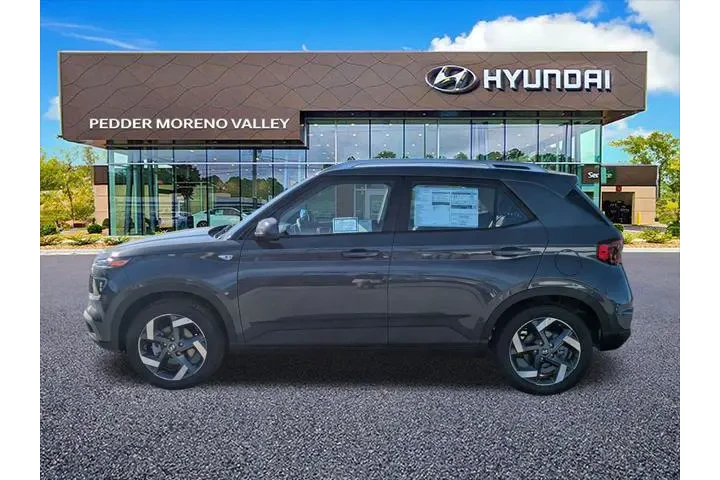 $22495 : Hyundai VENUE 2026 SEL 4dr C image 6