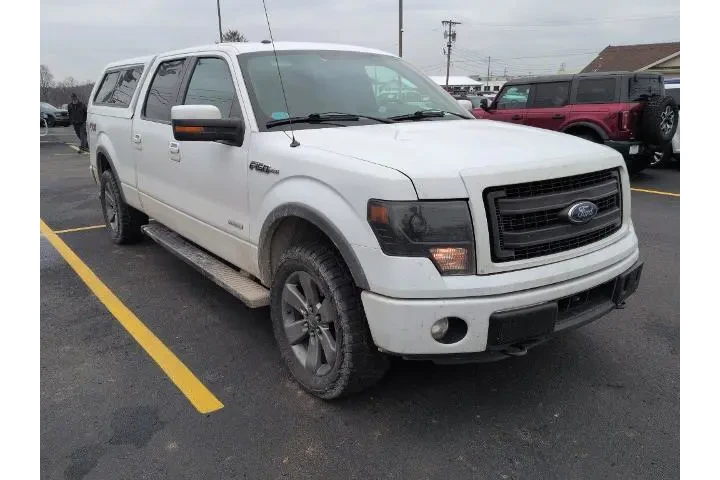 $18825 : Ford F-150 2014 4x4 XL 4dr S image 2