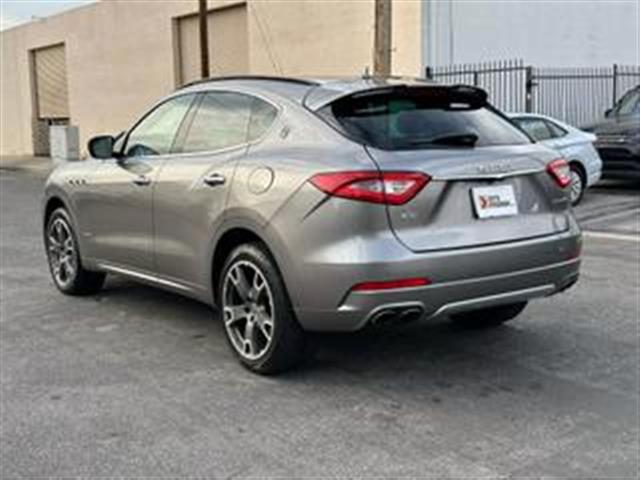 $26490 : 2018 MASERATI LEVANTE2018 MAS image 7