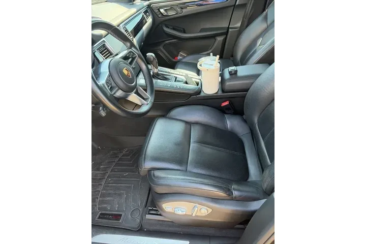 $24405 : Porsche Macan 2017 AWD S 4dr image 3