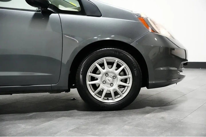 $9786 : 2012 Fit image 5