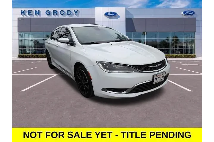 $6394 : Chrysler 200 2015 Limited 4d image 1