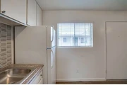 $1300 : Charming Courtyard Apartments thumbnail