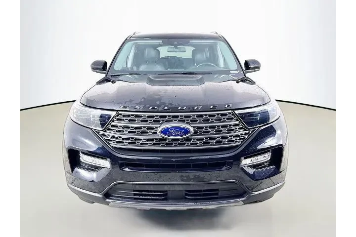 $33750 : Ford Explorer 2023 AWD XLT 4 image 2