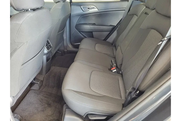 $24495 : 2025 Sportage LX image 8