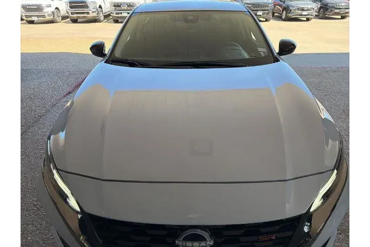 $23166 : Nissan Altima 2025 2.5 SR 4d image 3