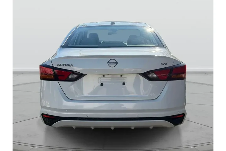 $15590 : Nissan Altima 2024 2.5 SV 4d image 6