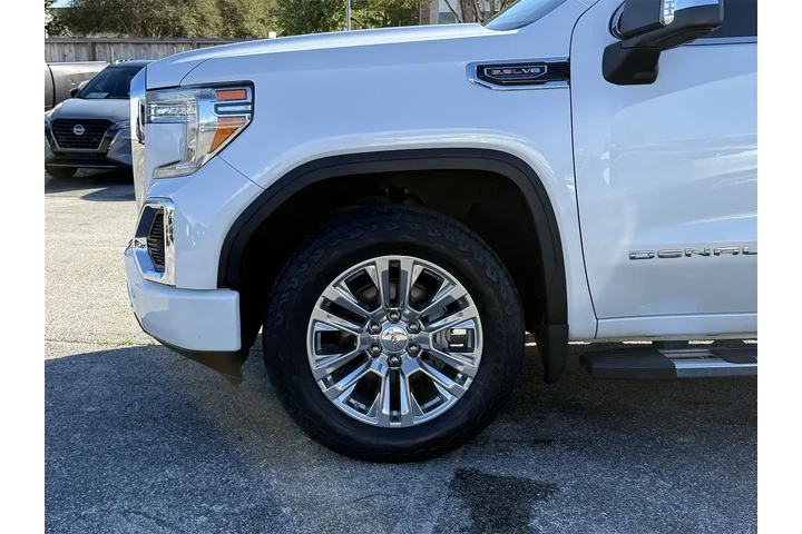 $26991 : GMC Sierra 1500 2019 4x4 Den image 9