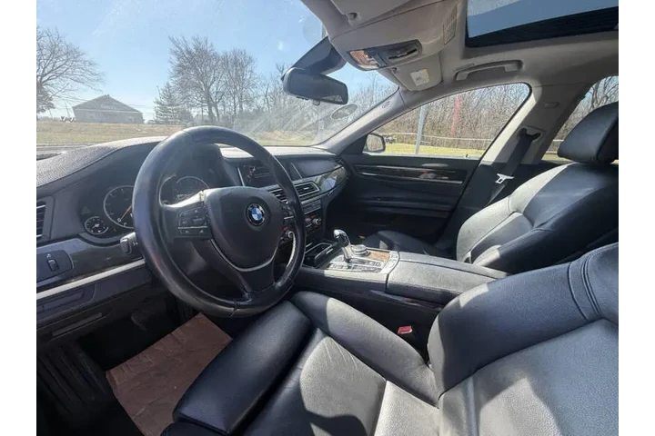 $11999 : 2015 BMW 7 Series 740Li image 9