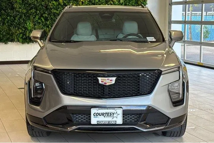 $37873 : Cadillac XT4 2024 4x4 Sport image 9