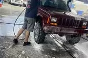 Los Chavalones Car Wash thumbnail 2
