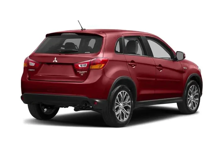 $8995 : Mitsubishi Outlander Sport 2 image 3