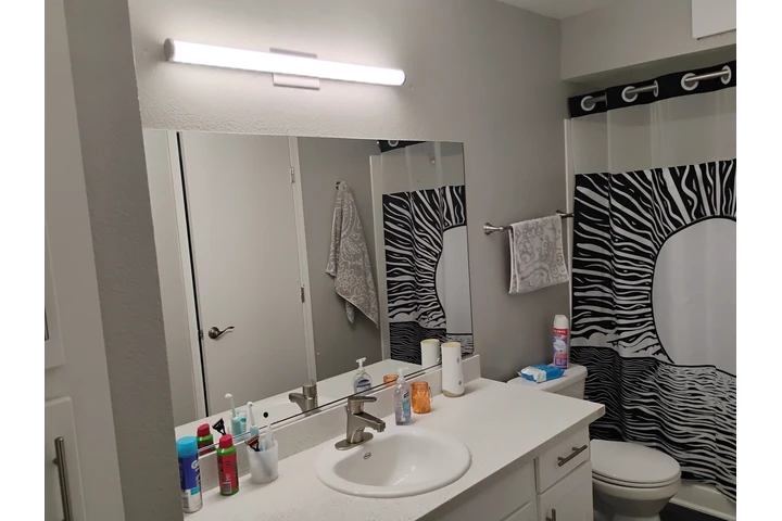 $650 : Rento cuarto en apartamento image 2