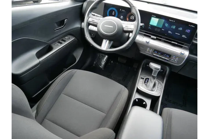 $23750 : Hyundai KONA 2025 AWD SEL 4d image 9