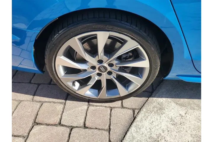 $20600 : Audi A4 2020 AWD quattro Pre image 6