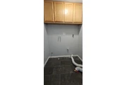 $3395 : 4 bedroom 2 banos se aquilar thumbnail