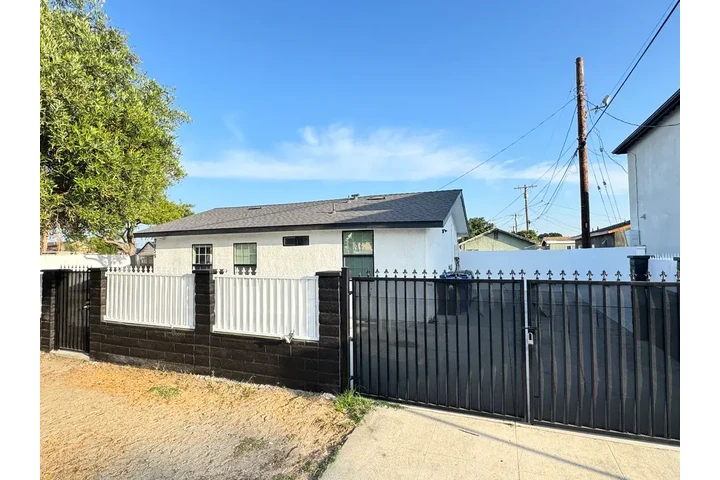 $1400 : For Rent North Hollywood image 10