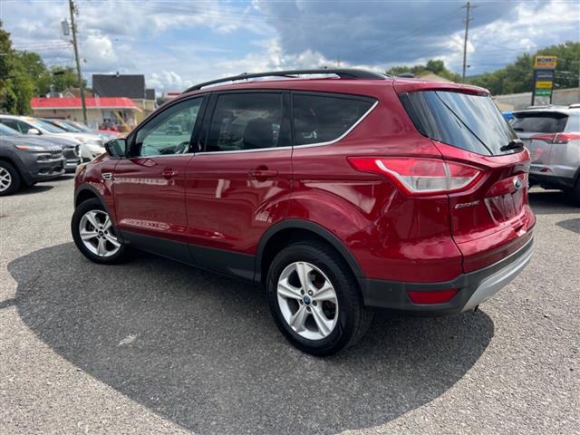 $8990 : 2014 Escape image 3