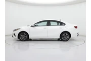 $17998 : Kia Forte 2024 LXS 4dr Sedan thumbnail