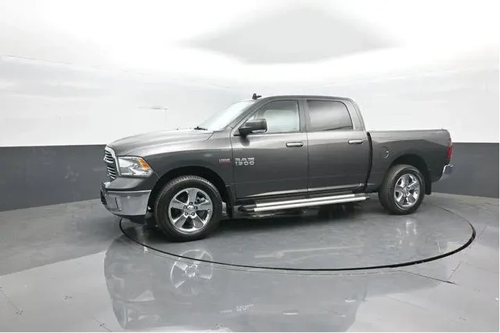 $24730 : Ram 1500 2016 4x4 Big Horn 4 image 4