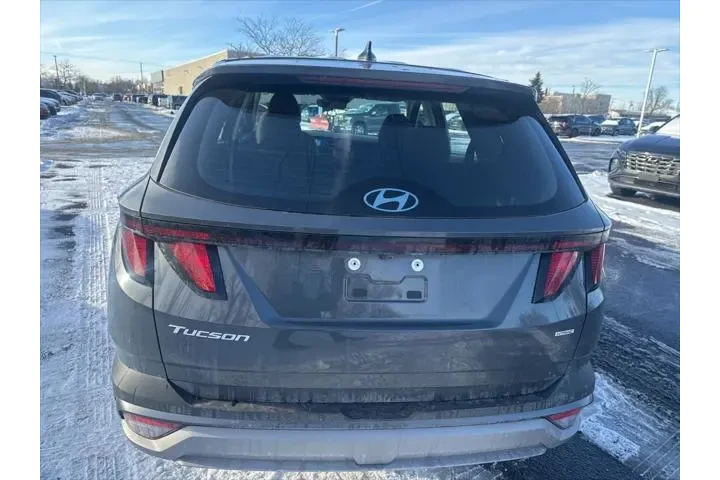 $27903 : Hyundai TUCSON 2025 AWD SE 4 image 9