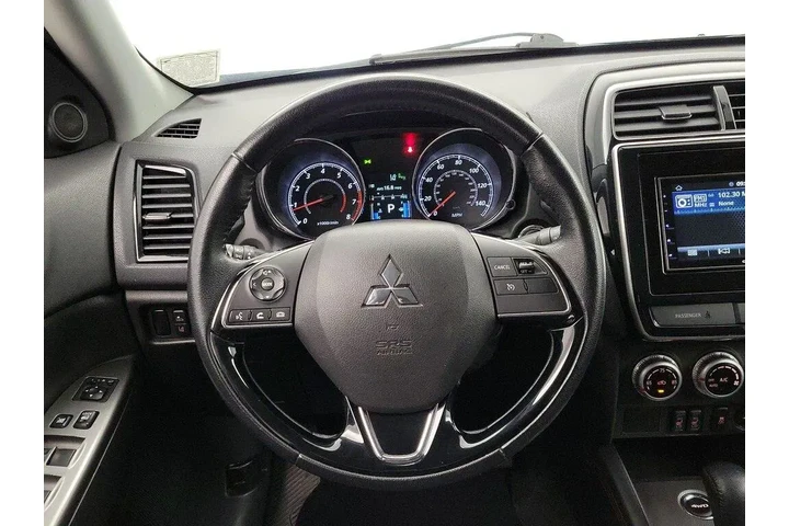$16998 : Mitsubishi Outlander Sport 2 image 10