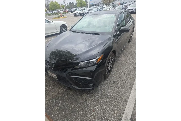 $28578 : Toyota Camry Hybrid 2023 SE image 1