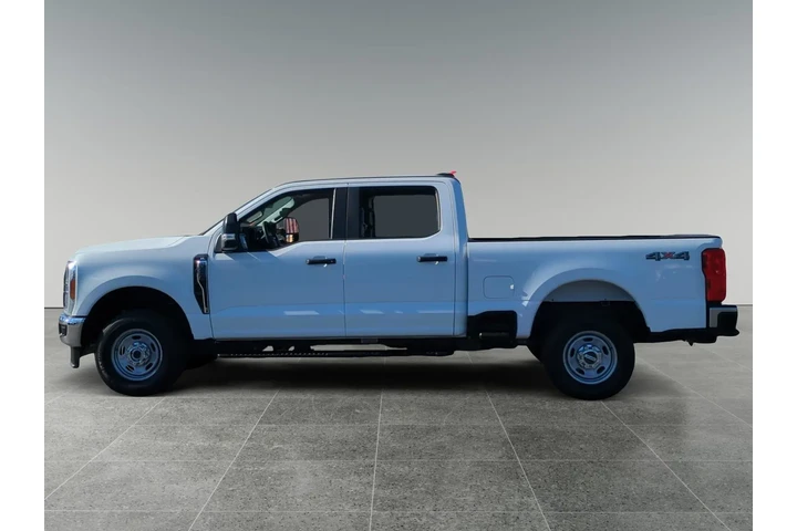 $39900 : Ford F-250 Super Duty 2024 4 image 2