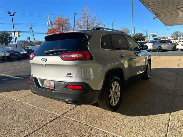 $8999 : 2015 Cherokee Latitude image 8