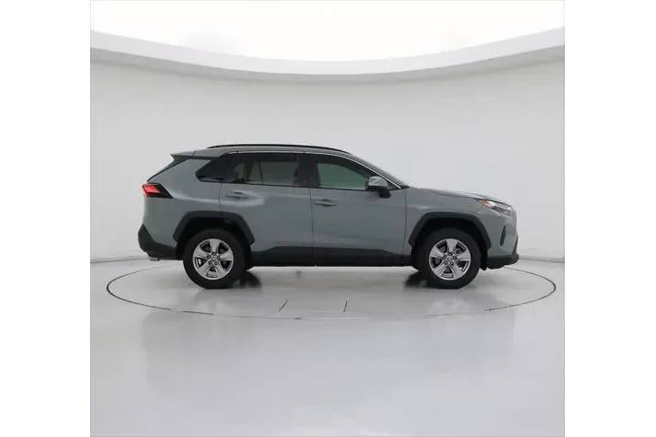 $25998 : Toyota RAV4 2022 XLE 4dr SUV image 7